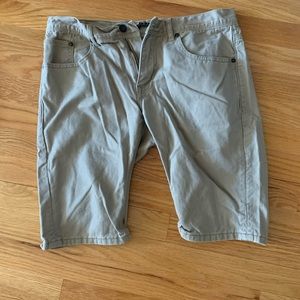 FOREVER21 slim shorts